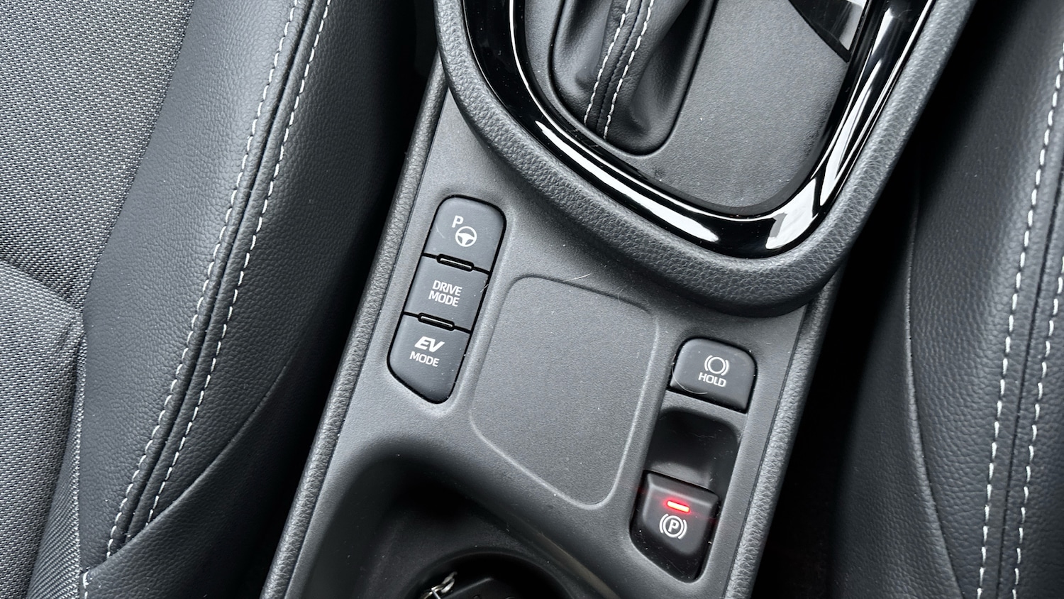 Used Toyota Yaris Cross 2025 for sale - 77071365: Photo 23