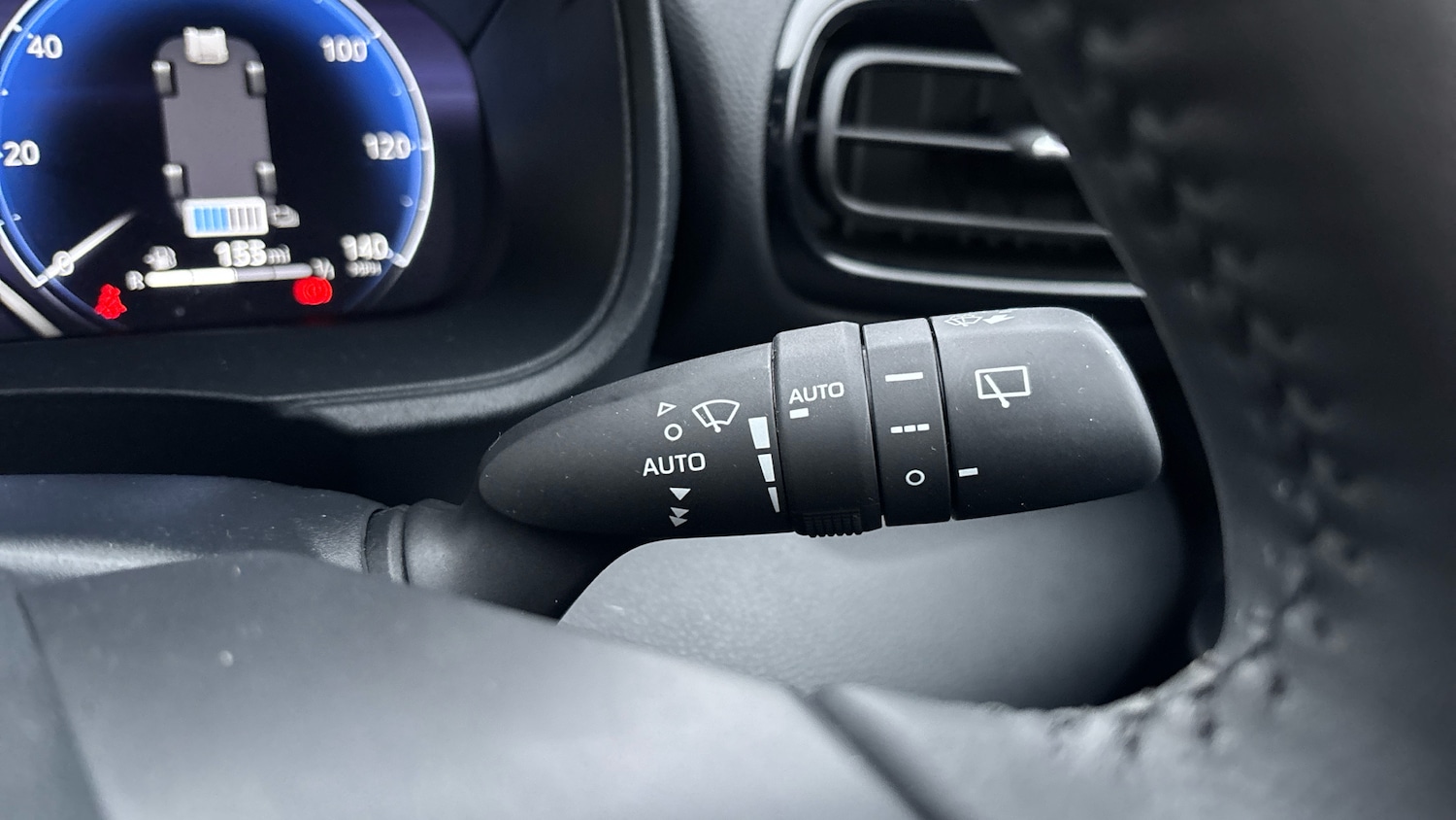 Used Toyota Yaris Cross 2025 for sale - 77071365: Photo 28