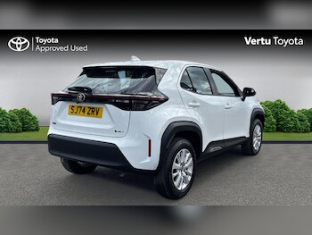 Used Toyota Yaris Cross 2024 for sale - 78495941: Photo