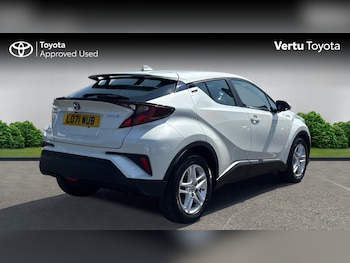 Used Toyota C-HR 2022 for sale - 79342115: Photo