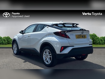 Used Toyota C-HR 2022 for sale - 79342115: Photo