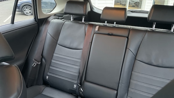 Used Toyota RAV4 2021 for sale - 76275900: Photo 24
