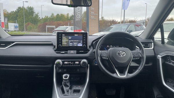 Used Toyota RAV4 2021 for sale - 76275900: Photo 5