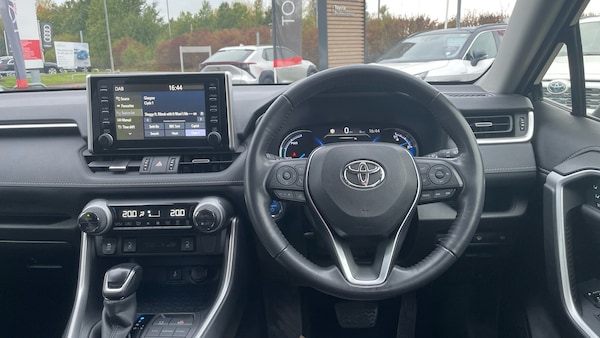 Used Toyota RAV4 2021 for sale - 76275900: Photo 6