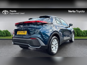Used Toyota C-HR 2024 for sale - 78565409: Photo