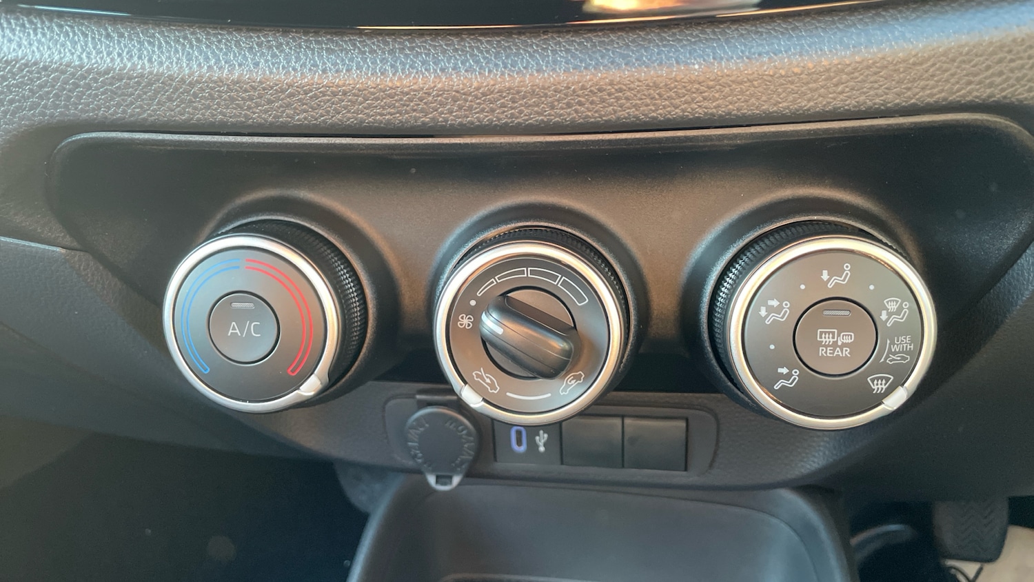 Used Toyota Aygo X 2025 for sale - 76796770: Photo 32