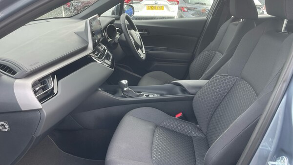 Used Toyota C-HR 2022 for sale - 76184296: Photo 10