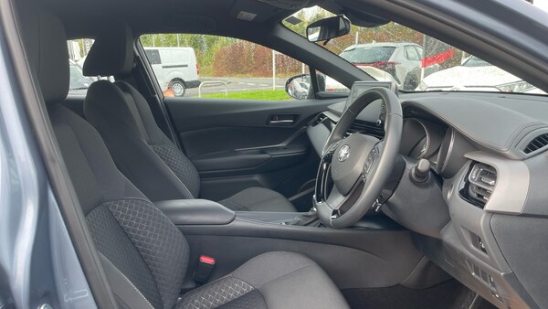 Used Toyota C-HR 2022 for sale - 76184296: Photo 11
