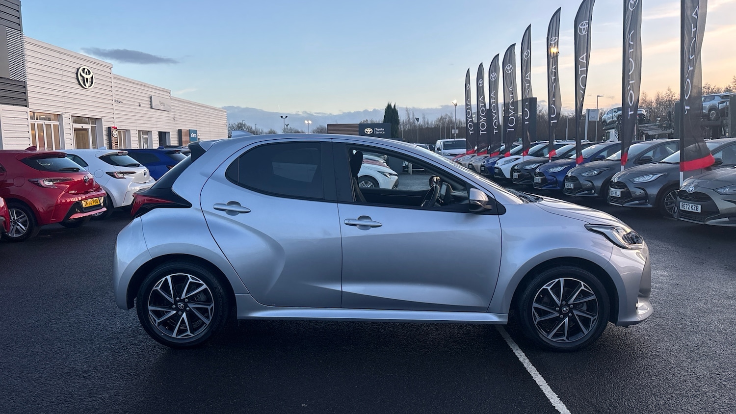 Used Toyota Yaris 2022 for sale - 76763083: Photo 16