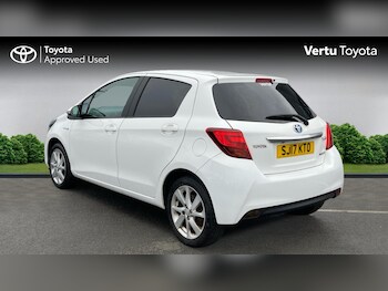 Used Toyota Yaris 2017 for sale - 76426208: Photo