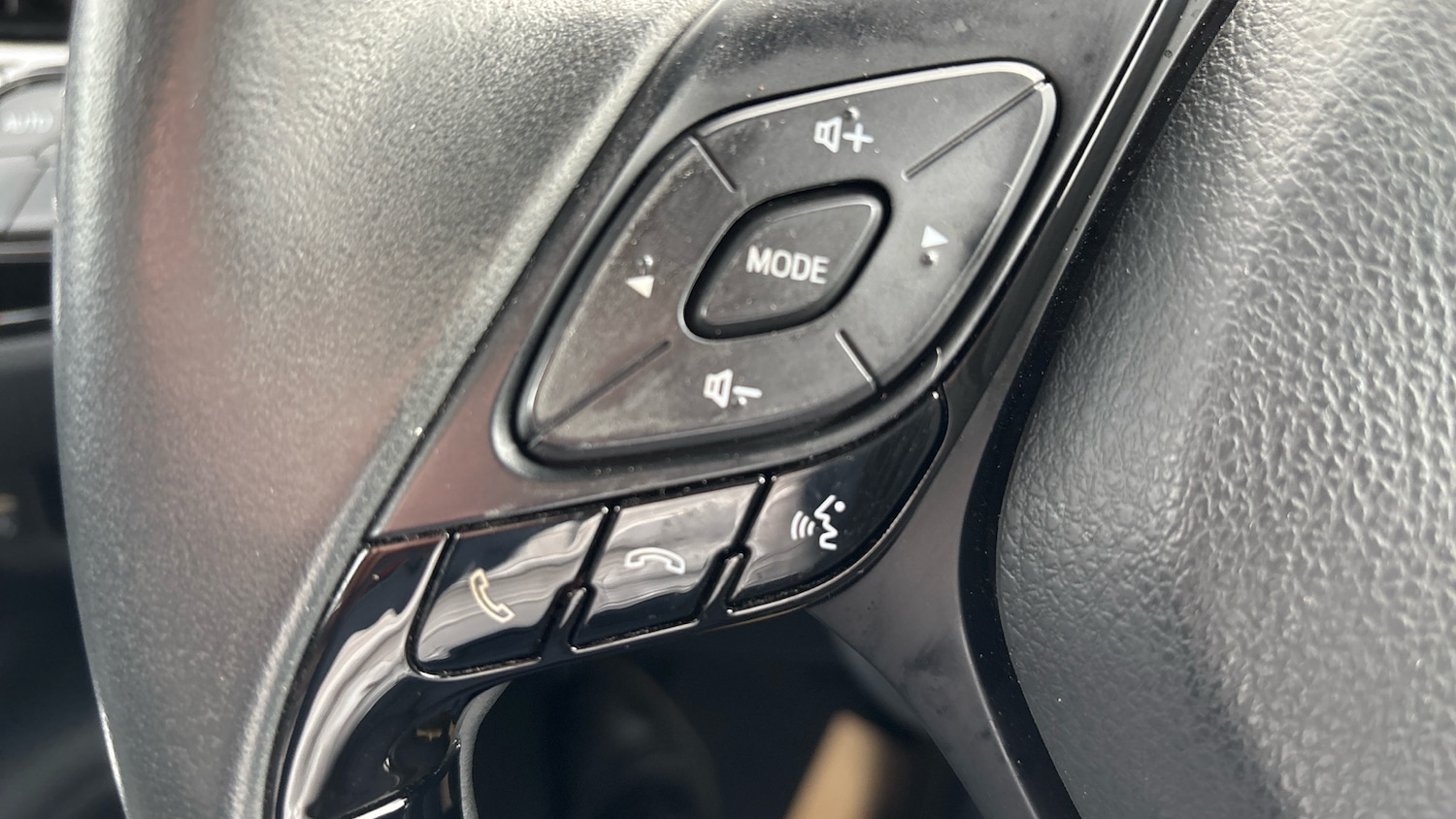 Used Toyota C-HR 2022 for sale - 76277096: Photo 23