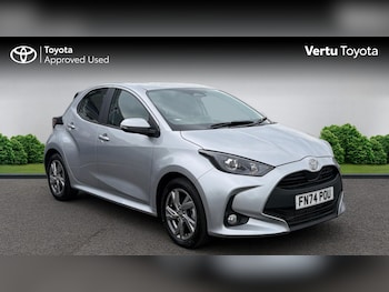 Used Toyota Yaris 2024 for sale - 79369131: Photo