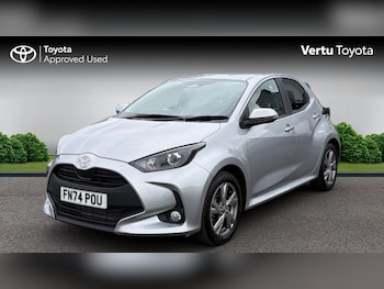 Used Toyota Yaris 2024 for sale - 79369131: Photo