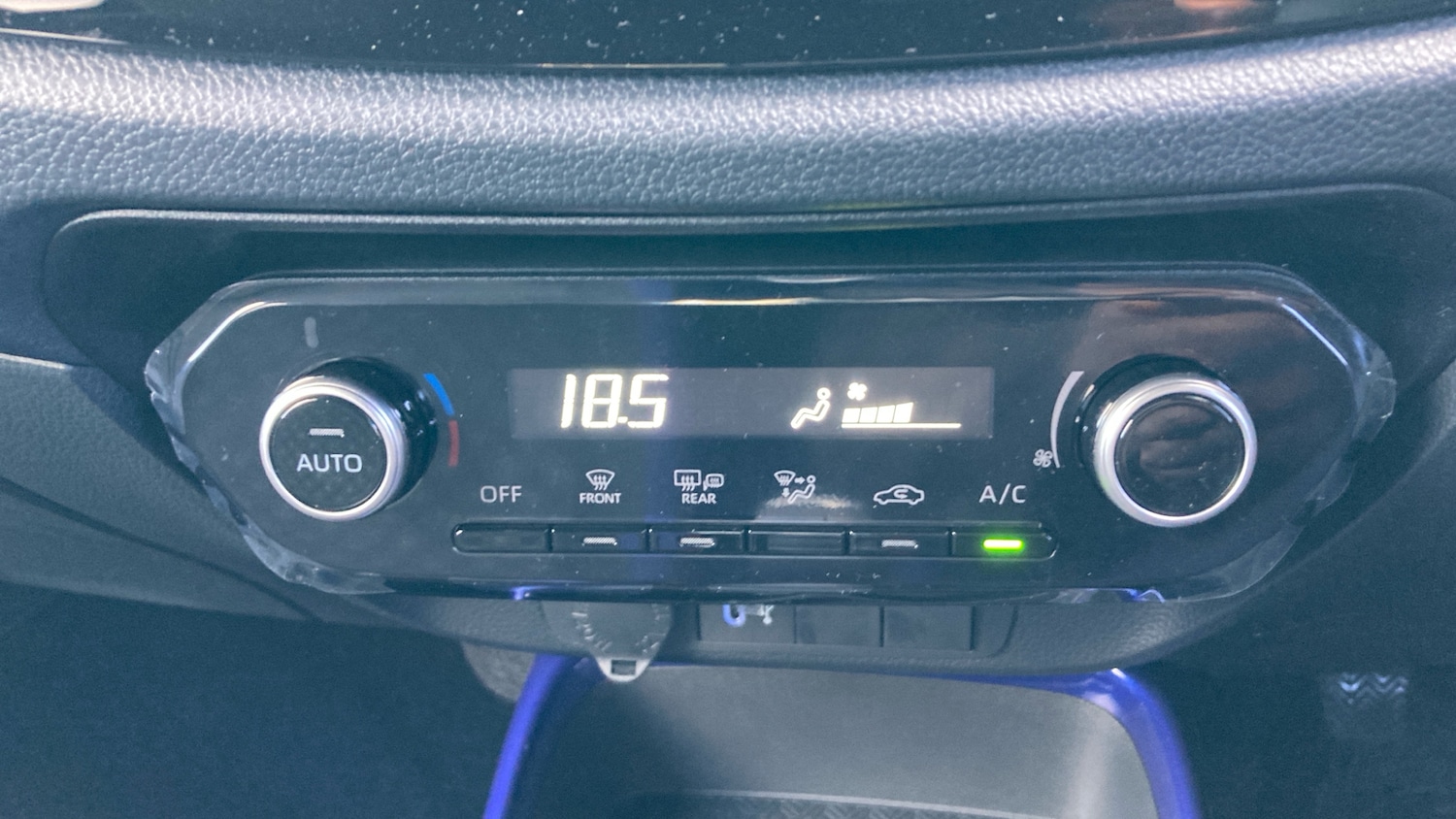 Used Toyota Aygo X 2025 for sale - 77324384: Photo 41