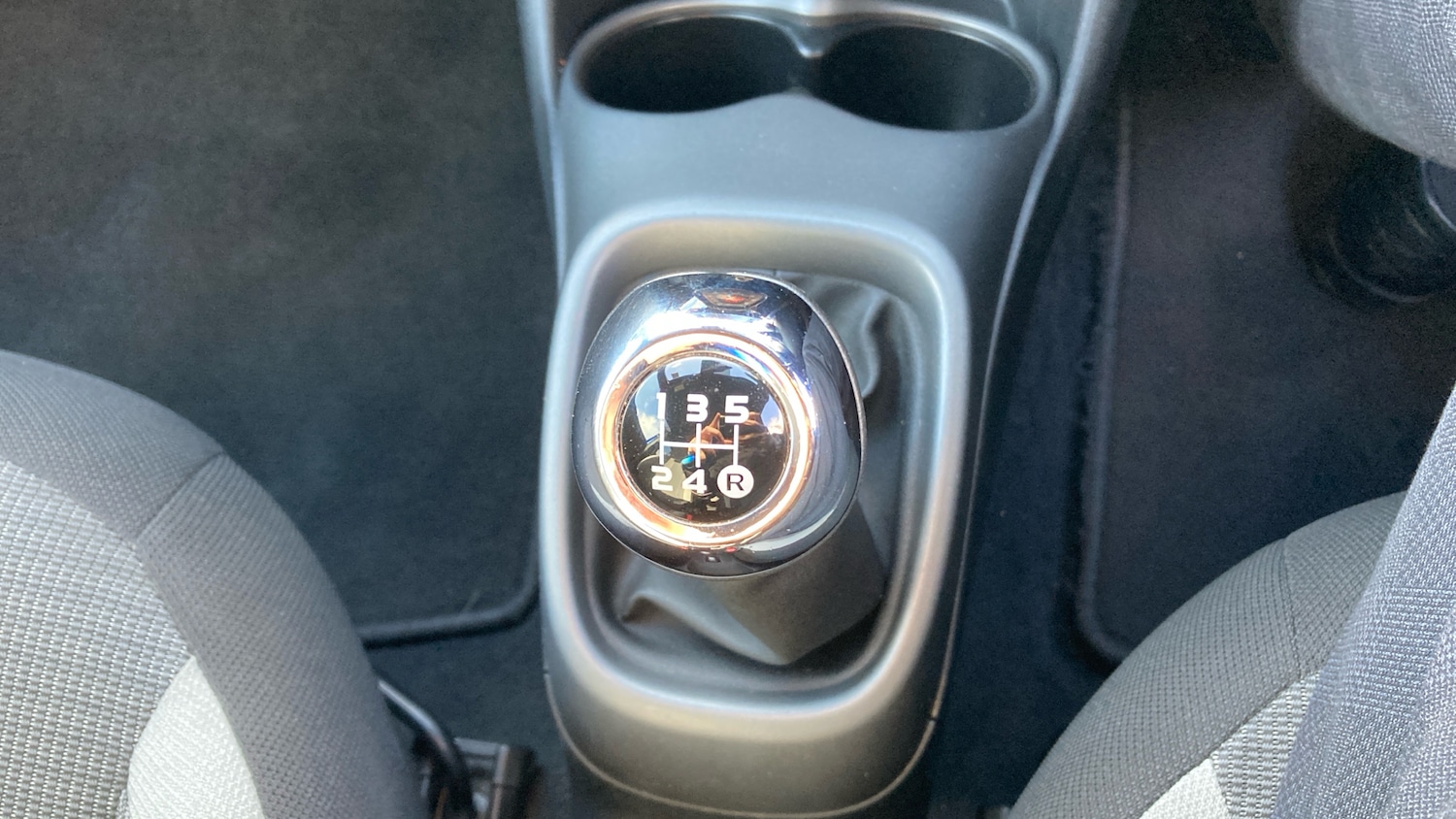 Used Toyota AYGO 2021 for sale - 76382541: Photo 38