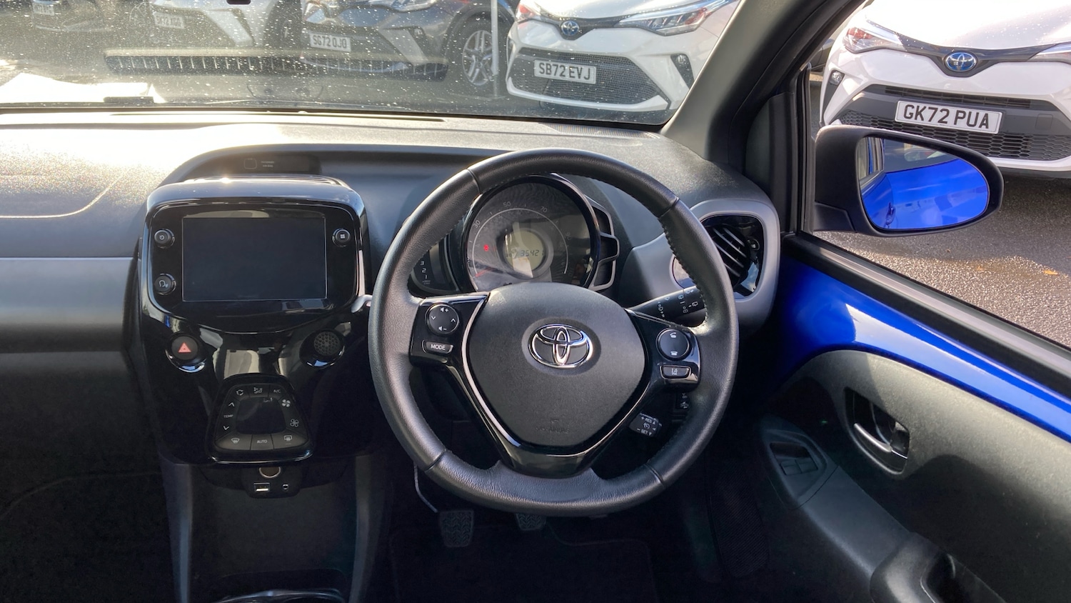 Used Toyota AYGO 2021 for sale - 76382541: Photo 6