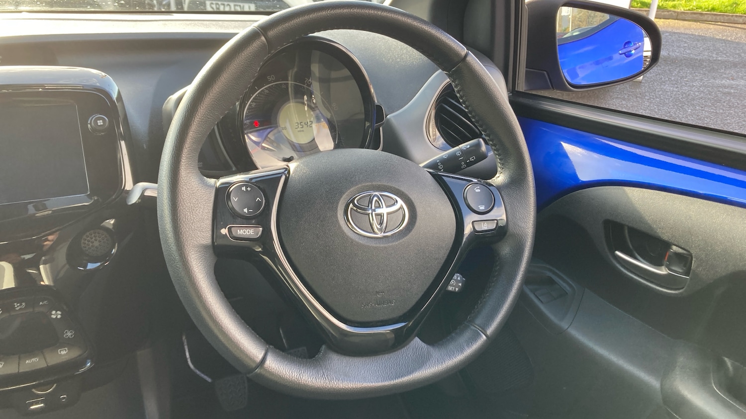 Used Toyota AYGO 2021 for sale - 76382541: Photo 8