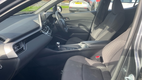 Used Toyota C-HR 2022 for sale - 76231550: Photo 10