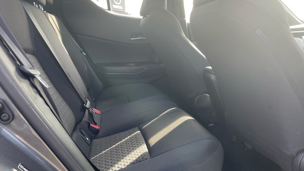 Used Toyota C-HR 2022 for sale - 76231550: Photo 12