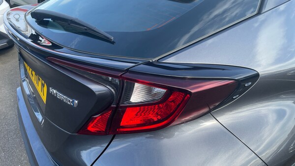 Used Toyota C-HR 2022 for sale - 76231550: Photo 24