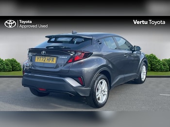 Used Toyota C-HR 2022 for sale - 76231550: Photo 2