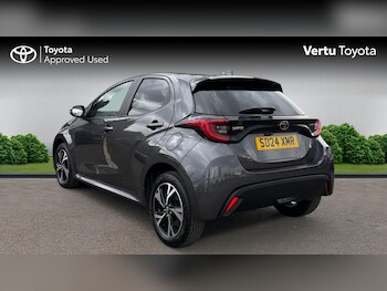 Used Toyota Yaris 2024 for sale - 78495939: Photo