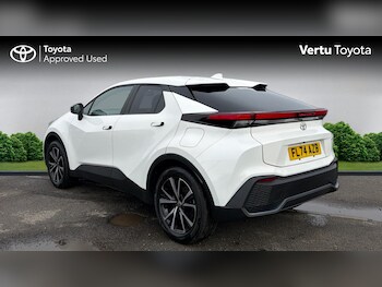 Used Toyota C-HR 2024 for sale - 78565455: Photo