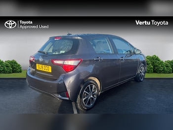 Used Toyota Yaris 2019 for sale - 78449017: Photo
