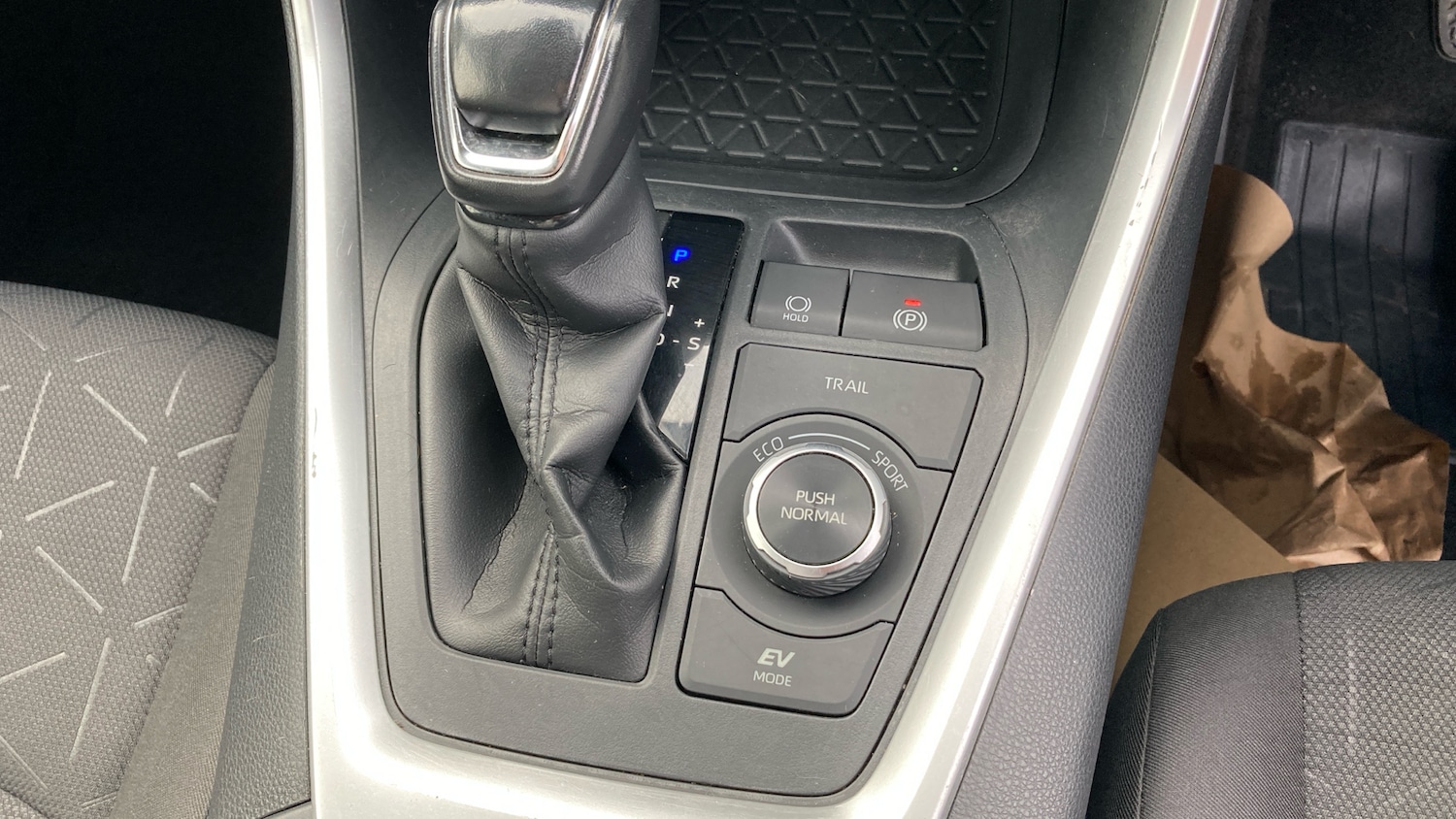 Used Toyota RAV4 2020 for sale - 76687070: Photo 26