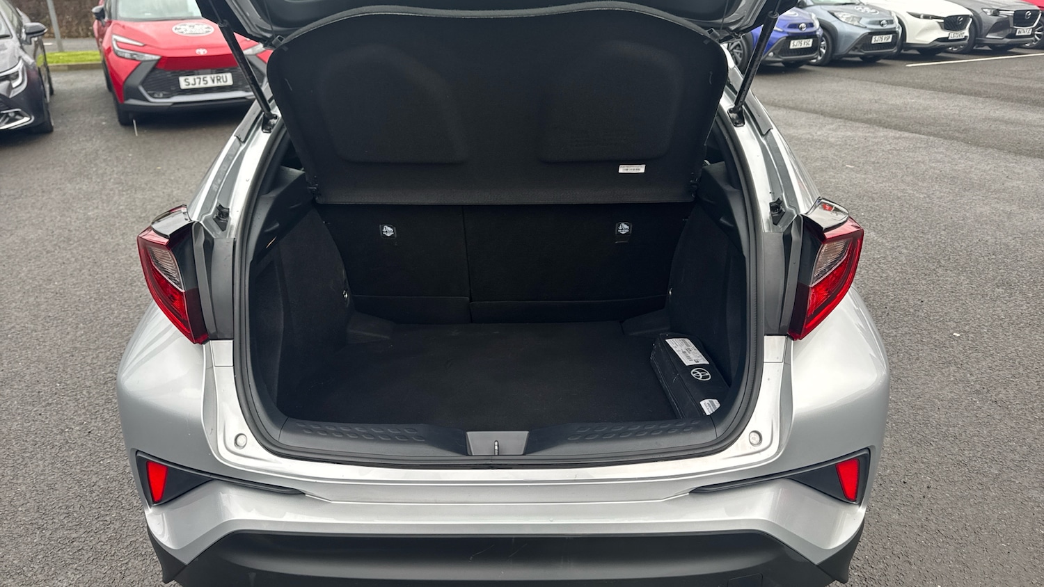 Used Toyota C-HR 2022 for sale - 76807382: Photo 14