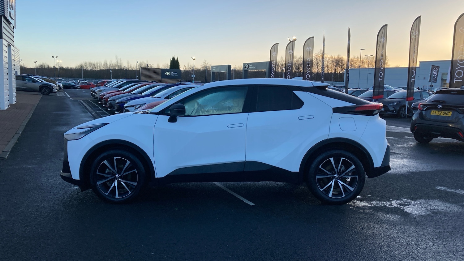 Used Toyota C-HR 2025 for sale - 76979722: Photo 17