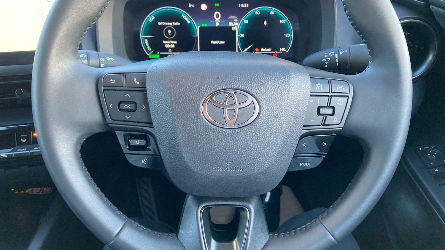 Used Toyota C-HR 2025 for sale - 76979722: Photo 28