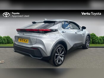 Used Toyota C-HR 2026 for sale - 78578065: Photo