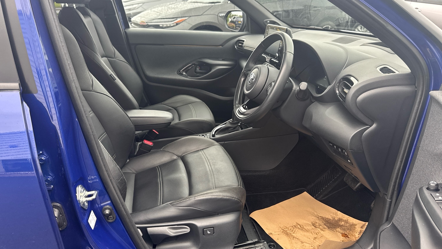 Used Toyota Yaris Cross 2022 for sale - 76329908: Photo 11