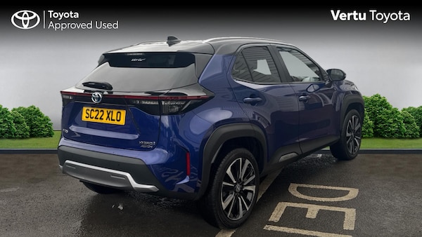 Used Toyota Yaris Cross 2022 for sale - 76329908: Photo 2