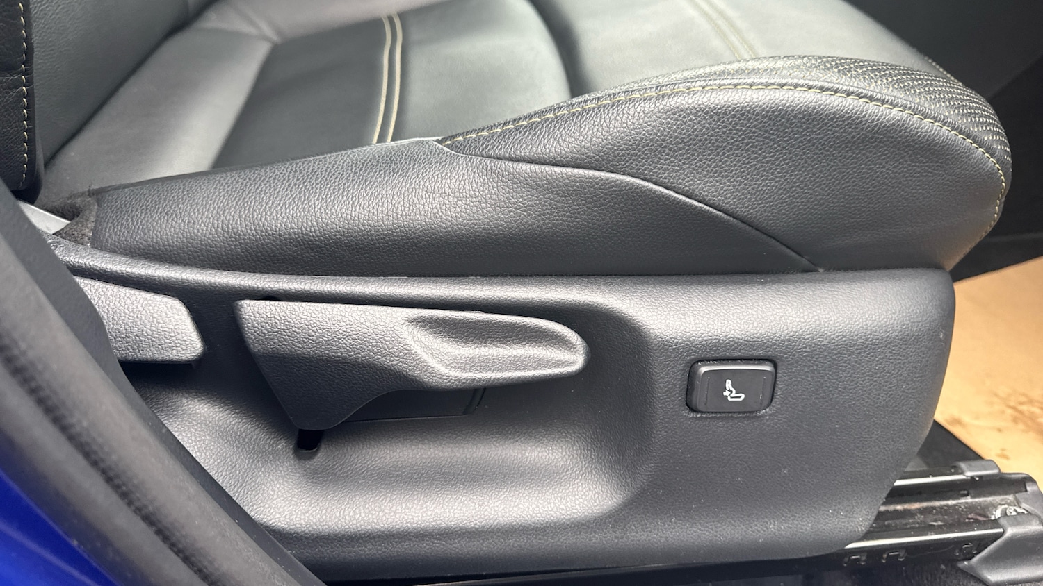 Used Toyota Yaris Cross 2022 for sale - 76329908: Photo 32