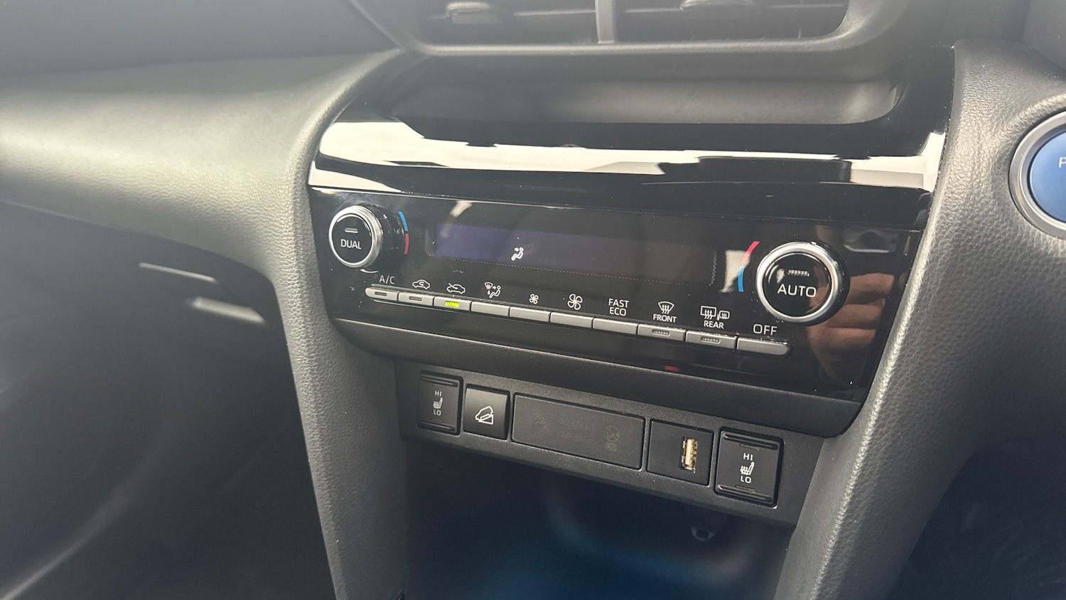 Used Toyota Yaris Cross 2022 for sale - 76329908: Photo 48