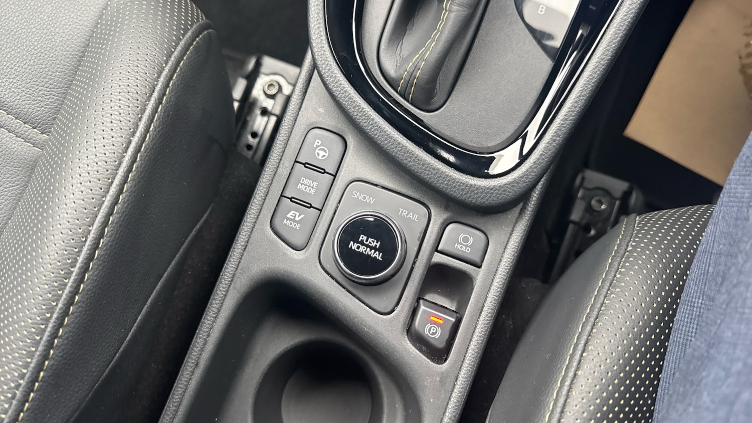 Used Toyota Yaris Cross 2022 for sale - 76329908: Photo 49