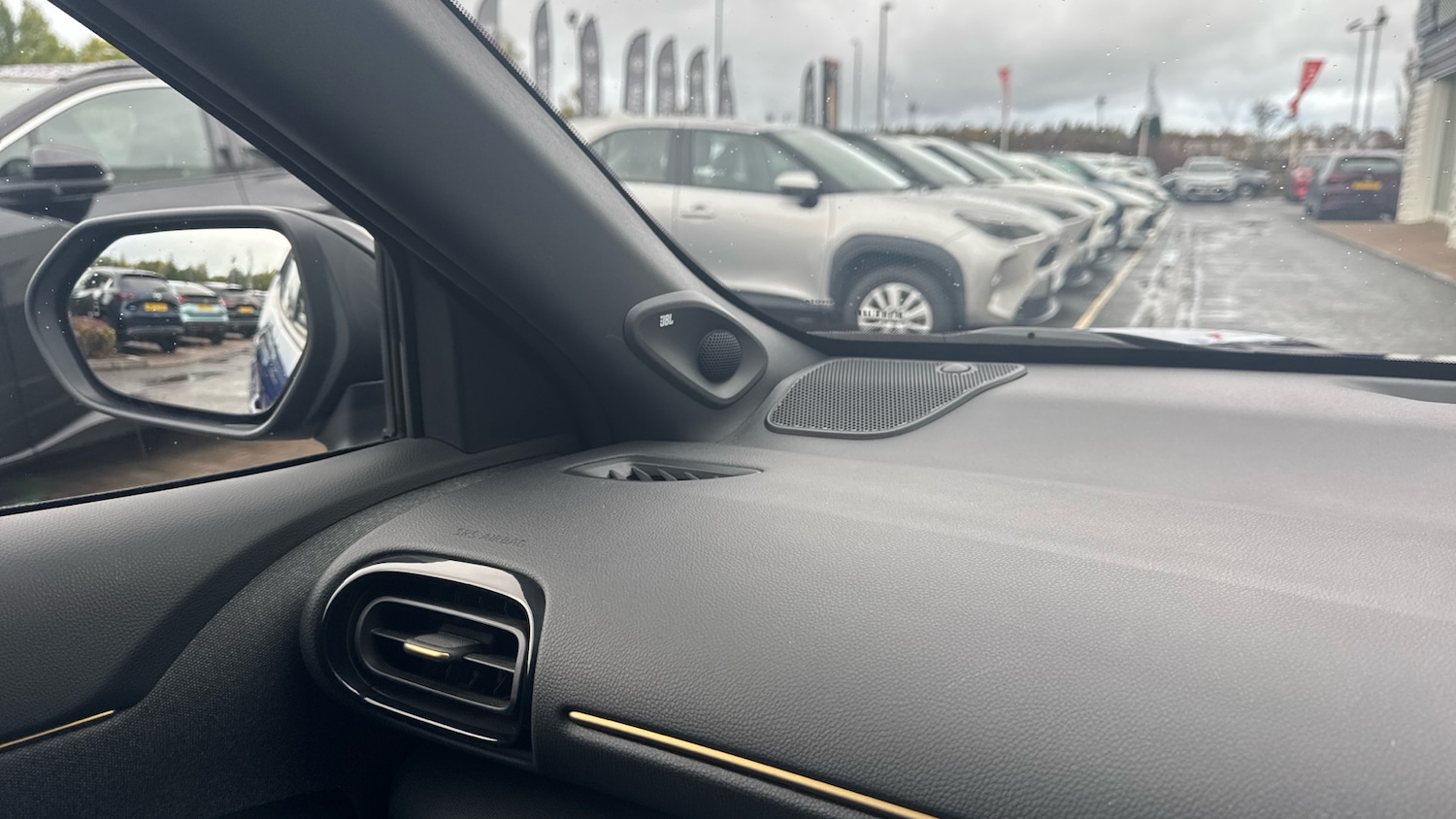 Used Toyota Yaris Cross 2022 for sale - 76329908: Photo 54