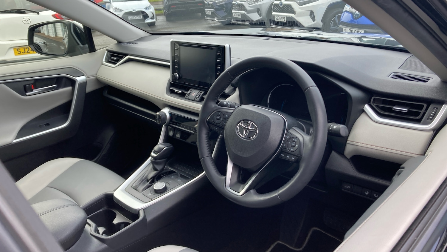 Used Toyota RAV4 2021 for sale - 77893208: Photo 11