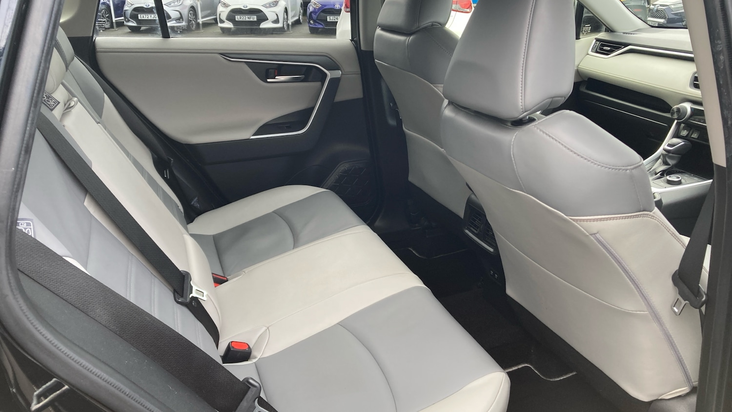 Used Toyota RAV4 2021 for sale - 77893208: Photo 13