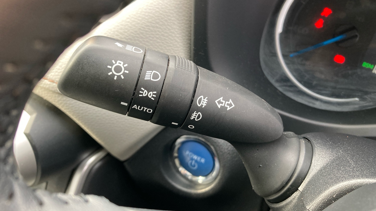 Used Toyota RAV4 2021 for sale - 77893208: Photo 42