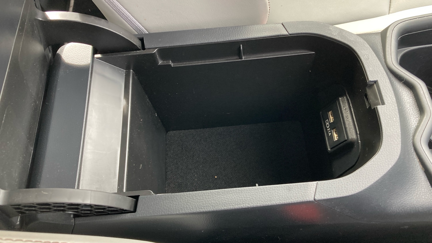 Used Toyota RAV4 2021 for sale - 77893208: Photo 51