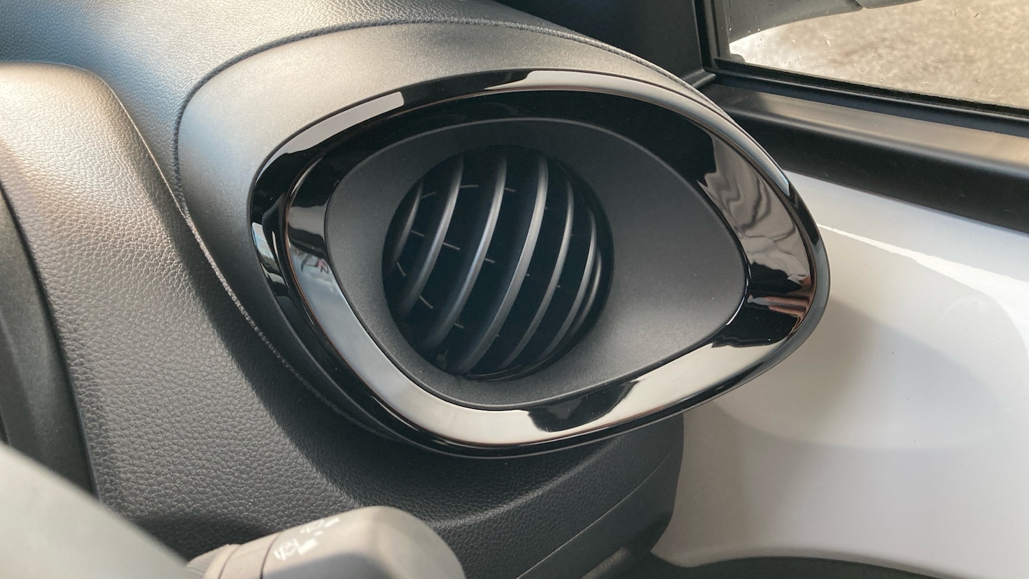 Used Toyota Aygo X 2025 for sale - 76599914: Photo 26