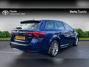 Used Toyota Avensis 2016 for sale - 76492066: Photo