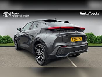 Used Toyota C-HR 2024 for sale - 79746616: Photo