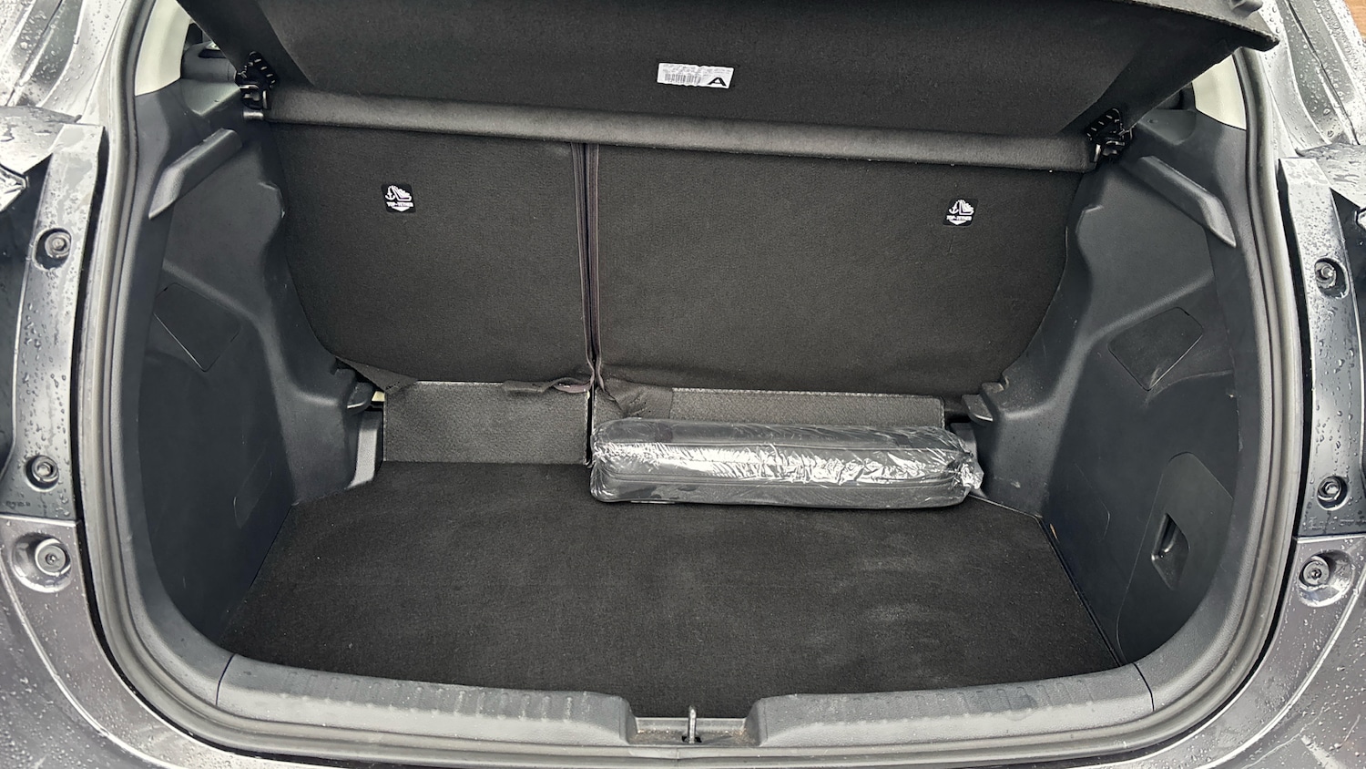 Used Toyota Yaris 2025 for sale - 76422242: Photo 14