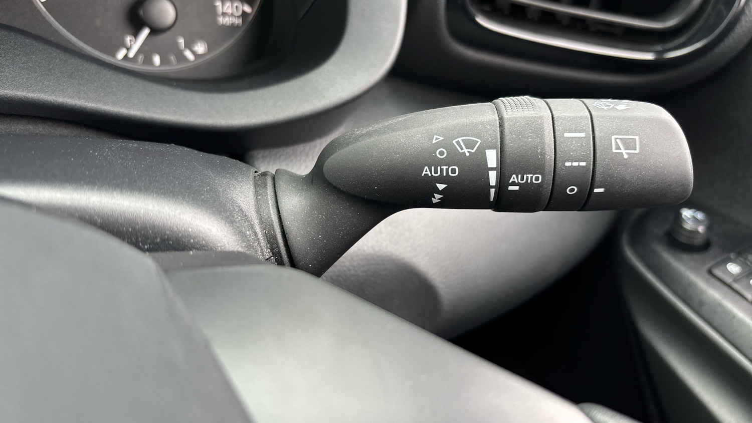 Used Toyota Yaris 2025 for sale - 76422242: Photo 28