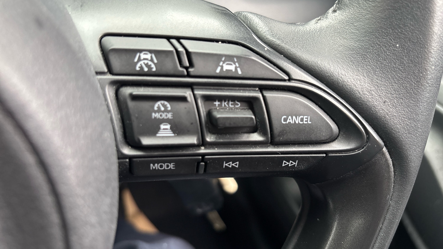 Used Toyota Yaris 2025 for sale - 76422242: Photo 29