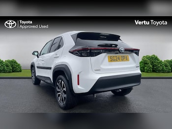 Used Toyota Yaris Cross 2024 for sale - 77417364: Photo